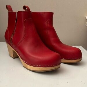Swedish Hasbeens Zip-It Emy High Heel Clogs Red Discontinued color/style 8 / 39